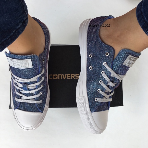chuck taylor all star starware low top